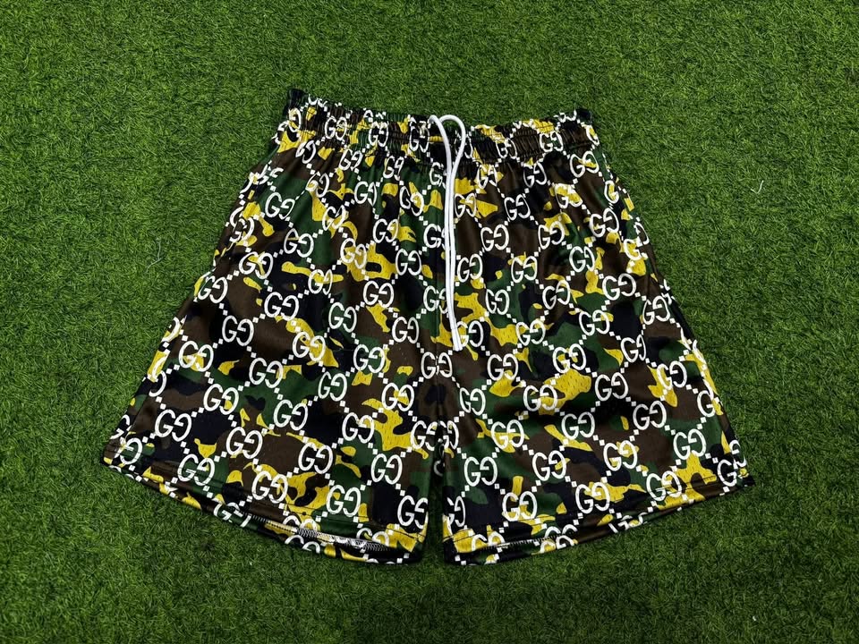 Unisex Green Camouflage Mesh Shorts – Lightweight Streetwear Fit
